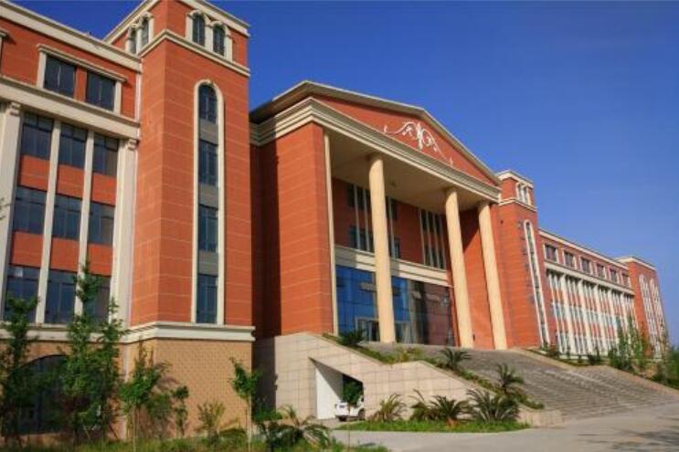 乐山市市中区育贤中等职业学校