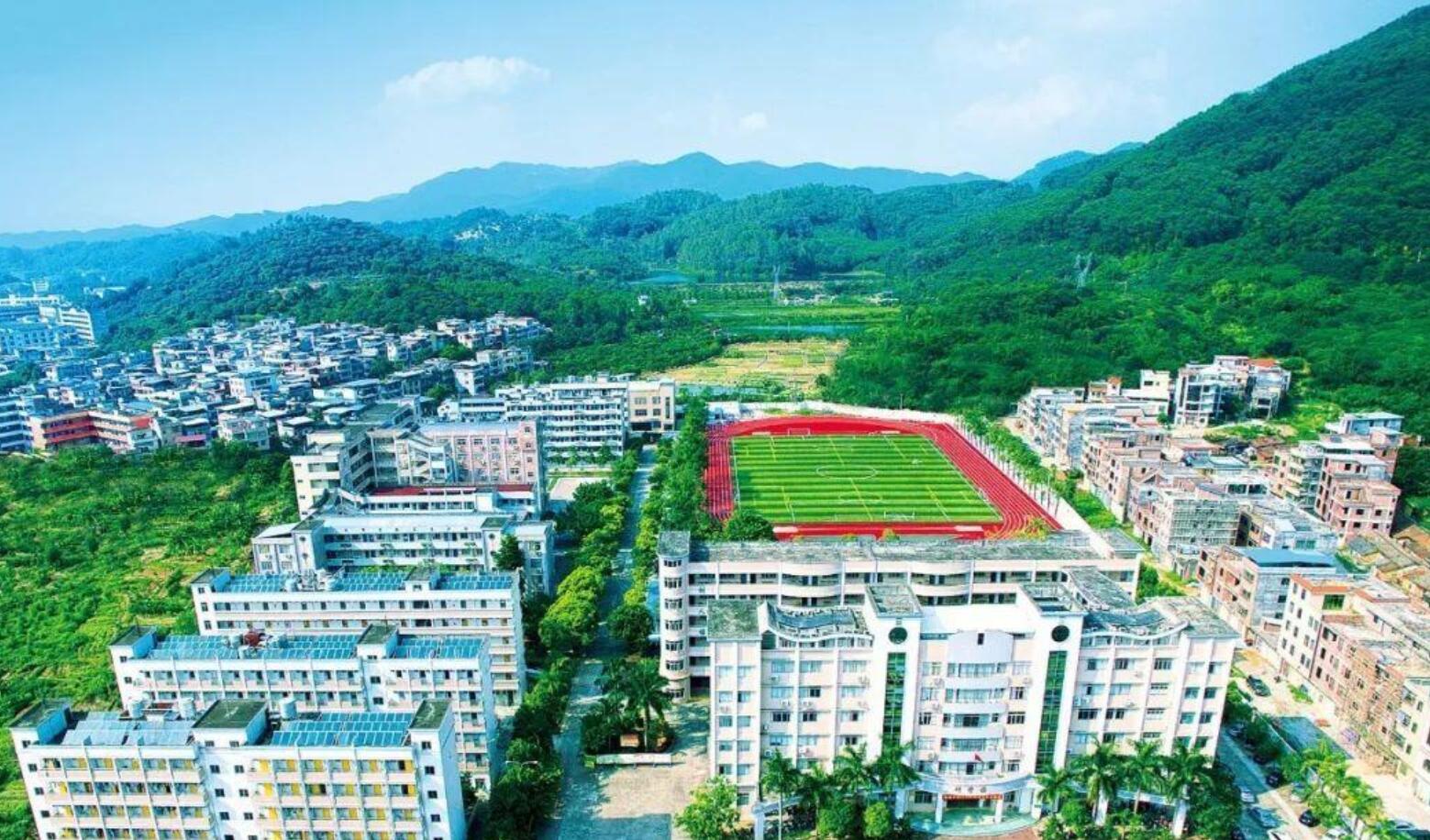 自贡市东方职业技术学校