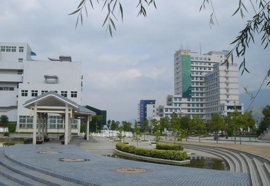 四川省攀枝花卫生学校 四川省攀枝花卫生学校